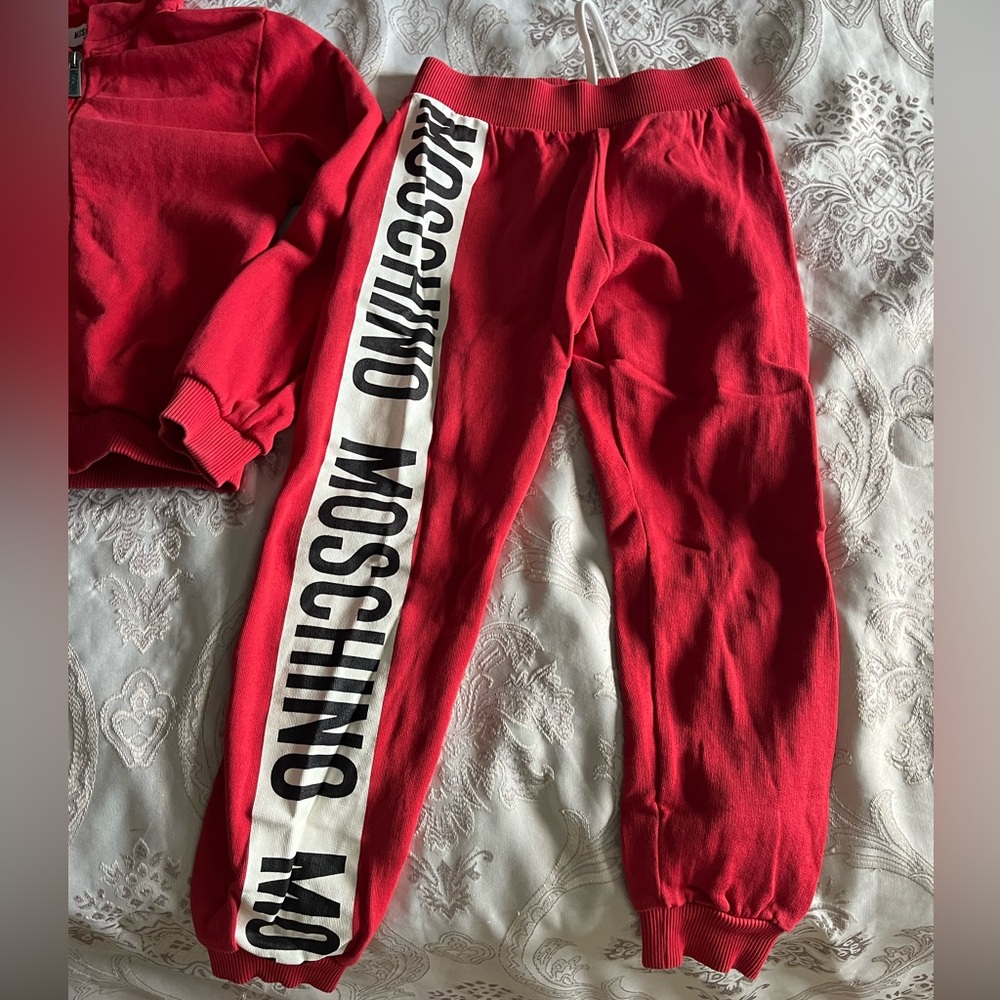 Moschino red set